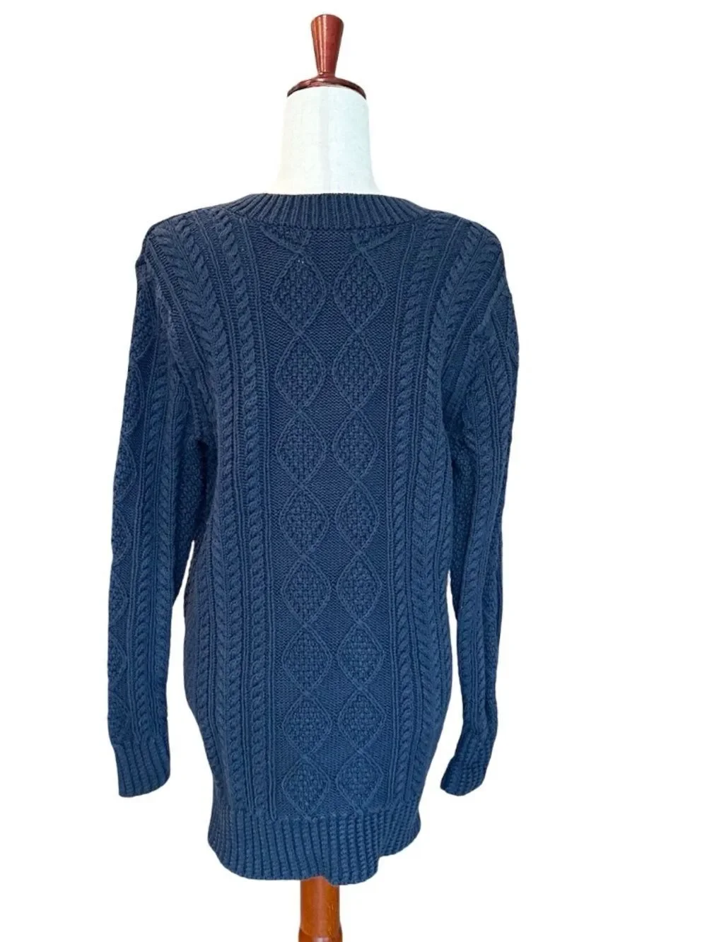 L.L. Bean Signature Women's Cableknit, Fisherman Sweater Navy Blue Med
